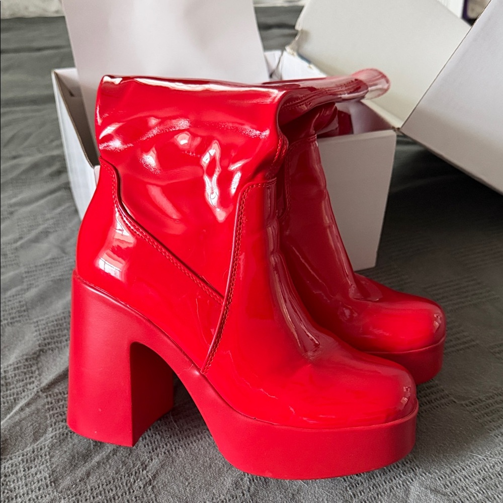 Dream Pairs Glossy Red Heeled Boots